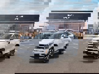 New 2025 Kia Sportage EX image 1
