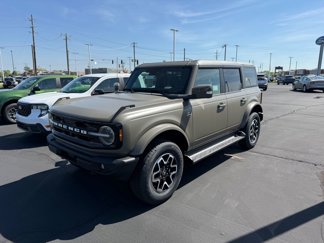 New 2025 Ford Bronco Outer Banks image 1