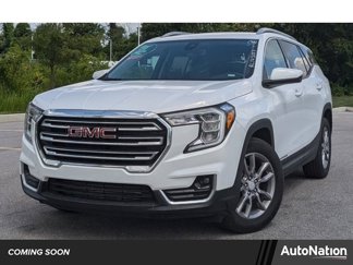 Used 2024 GMC Terrain SLT image 1