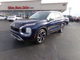 Used 2022 Mitsubishi Outlander SEL image 1