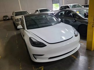 Used 2023 Tesla Model 3 Standard Range image 1