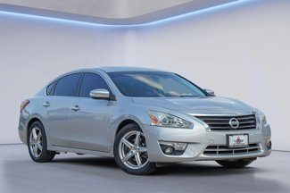 Used 2014 Nissan Altima 2.5 SV w/ Convenience Package image 1