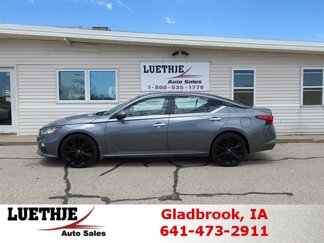 Used 2019 Nissan Altima 2.5 Platinum image 1