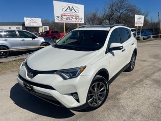 Used 2018 Toyota RAV4 Limited image 1