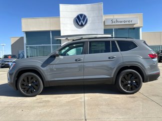 New 2025 Volkswagen Atlas SE image 1
