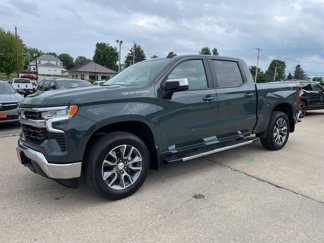 Used 2025 Chevrolet Silverado 1500 LT image 1