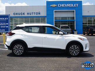 Used 2024 Nissan Kicks SV image 1