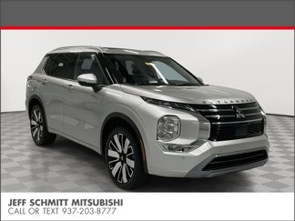 New 2025 Mitsubishi Outlander SEL image 1
