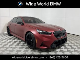 Used 2025 BMW M5 w/ Carbon Package image 1
