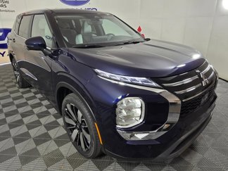 New 2025 Mitsubishi Outlander SE image 1