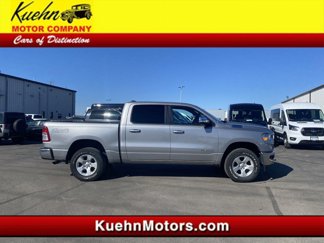 Used 2022 RAM 1500 4x4 Crew Cab image 1