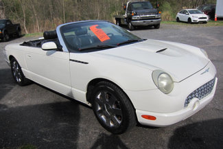 Used 2002 Ford Thunderbird Deluxe image 1