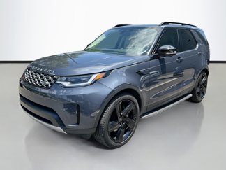 Used 2024 Land Rover Discovery S image 1
