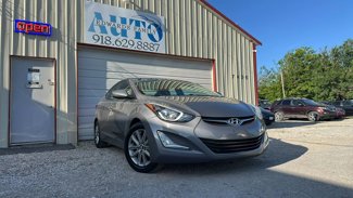 Used 2014 Hyundai Elantra SE w/ Option Group 02 image 1