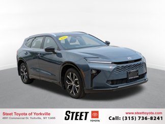 Used 2025 Toyota Crown Signia image 1
