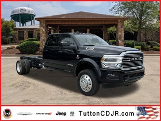 New 2025 RAM 5500 4x4 Crew Cab w/ Laramie Trim Package image 1