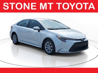 Used 2025 Toyota Corolla LE image 1