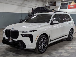 Used 2024 BMW X7 xDrive40i w/ M Sport Package image 1
