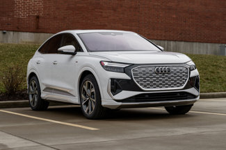 New 2025 Audi Q4 e-tron Premium Plus image 1