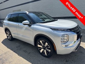 New 2025 Mitsubishi Outlander SEL image 1