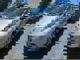 Used 2017 Nissan Leaf S image 1
