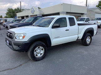 Used 2015 Toyota Tacoma 4x4 Access Cab image 1