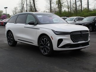 New 2025 Lincoln Nautilus Reserve image 1