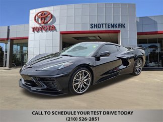Used 2025 Chevrolet Corvette Stingray Preferred Cpe w/ Z51 Performance Package image 1