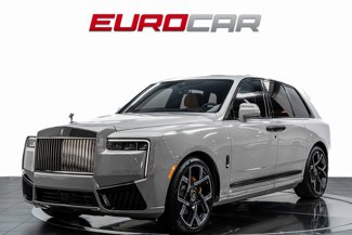 Used 2025 Rolls-Royce Cullinan Black Badge image 1