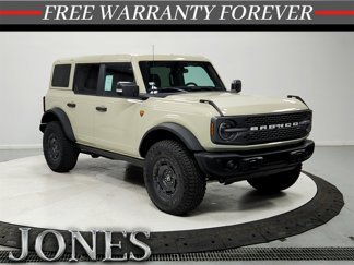 New 2025 Ford Bronco Badlands image 1