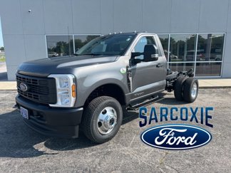New 2025 Ford F350 4x4 Regular Cab DRW Super Duty image 1