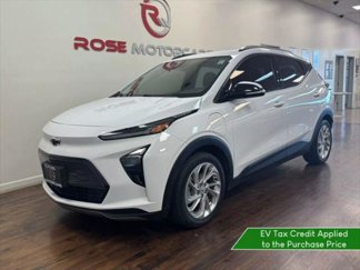 Used 2022 Chevrolet Bolt EUV LT w/ Driver Confidence Package image 1