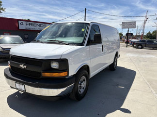 Used 2017 Chevrolet Express 3500 image 1