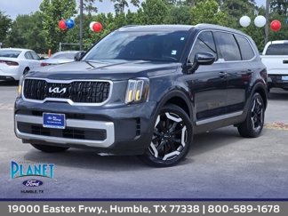 Used 2024 Kia Telluride EX w/ EX Captain's Chair Package image 1