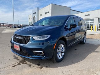 New 2025 Chrysler Pacifica Select image 1