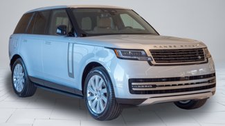New 2025 Land Rover Range Rover SE image 1