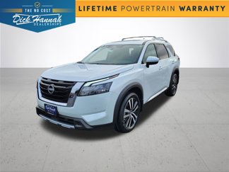 New 2025 Nissan Pathfinder Platinum image 1