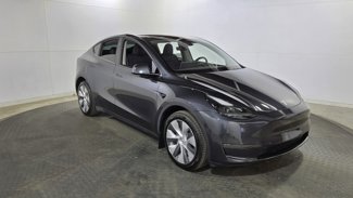 Used 2024 Tesla Model Y Long Range image 1