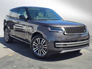 New 2025 Land Rover Range Rover SE image 1