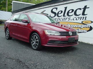 Used 2017 Volkswagen Jetta SE image 1