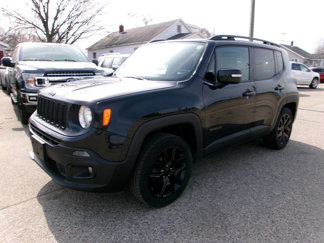 Used 2016 Jeep Renegade Latitude image 1