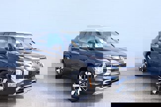 New 2025 Mitsubishi Outlander SEL image 1