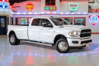 Used 2024 RAM 3500 Big Horn w/ Sport Appearance Package image 1
