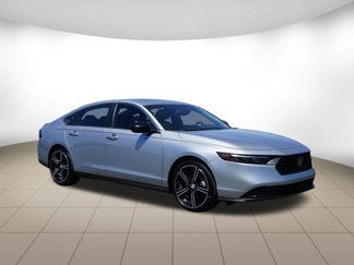 Used 2023 Honda Accord Sport image 1