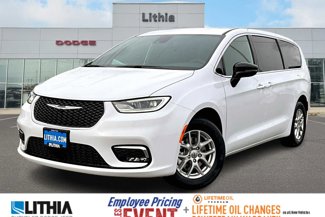 New 2025 Chrysler Pacifica Select image 1