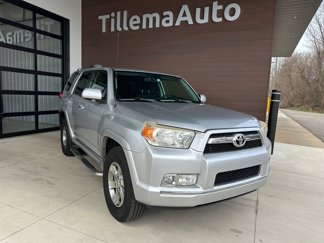 Used 2013 Toyota 4Runner SR5 image 1