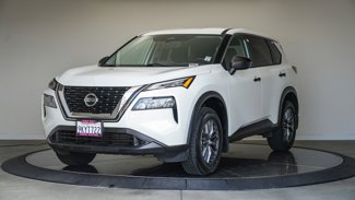 Used 2021 Nissan Rogue S image 1