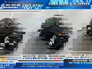 Used 2022 Chevrolet Malibu LT image 1