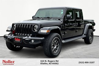 Used 2023 Jeep Gladiator Overland image 1