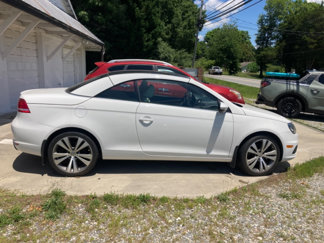Used 2013 Volkswagen Eos Lux image 1